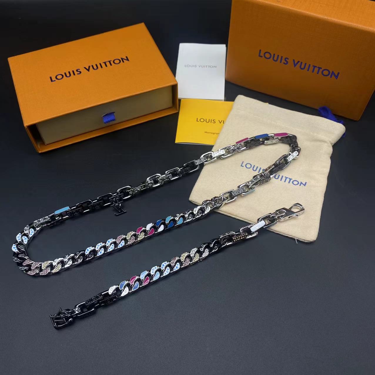 128 RMB BRACELET/ 185 RMB NECKLACE