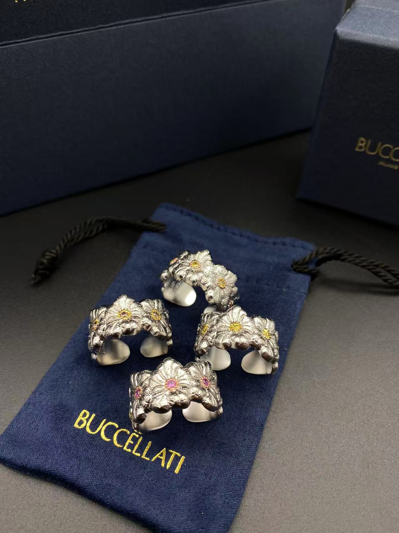 485 RMB with diamonds 520 RMB