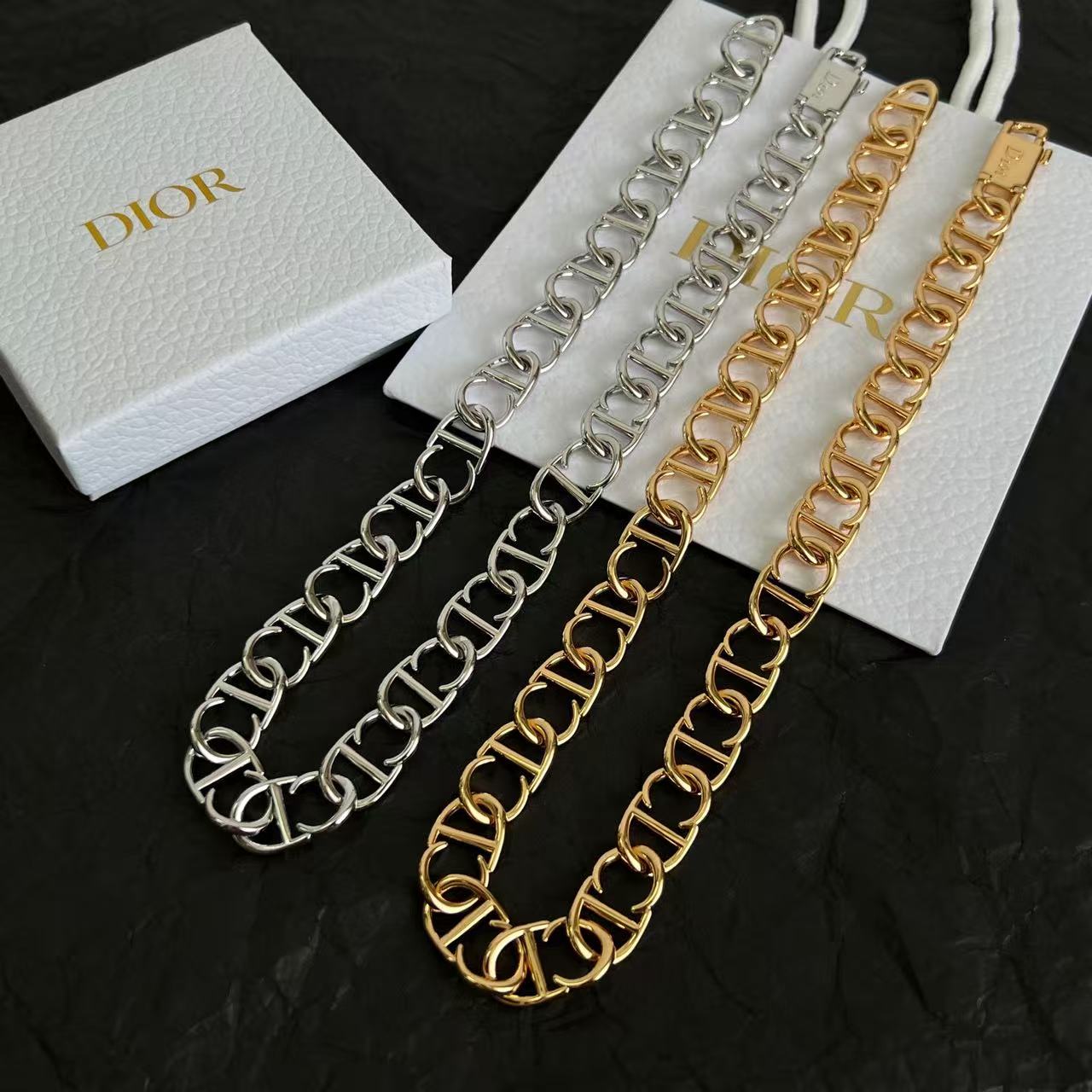 258 RMB necklace / 198 RMB bracelet